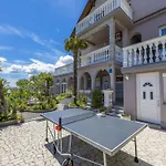 Sumertime Villa *