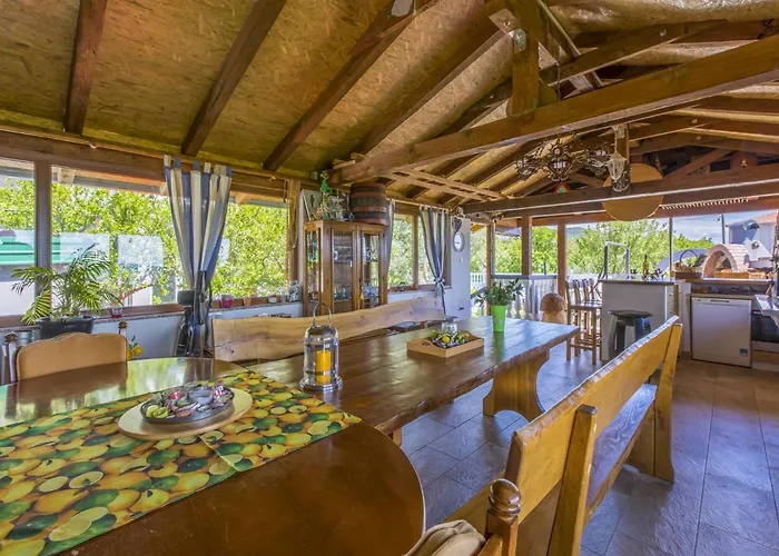 Sumertime تْسْغيكفانِتْسا