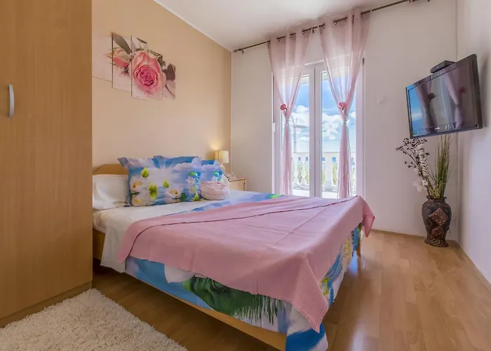 فيلة Sumertime تْسْغيكفانِتْسا